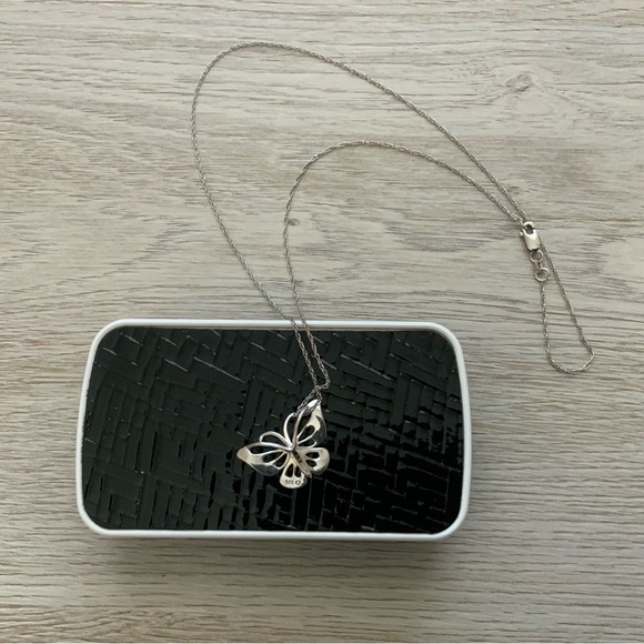 Sterling silver butterfly pendant with sapphires and diamonds. - Picture 2 of 2